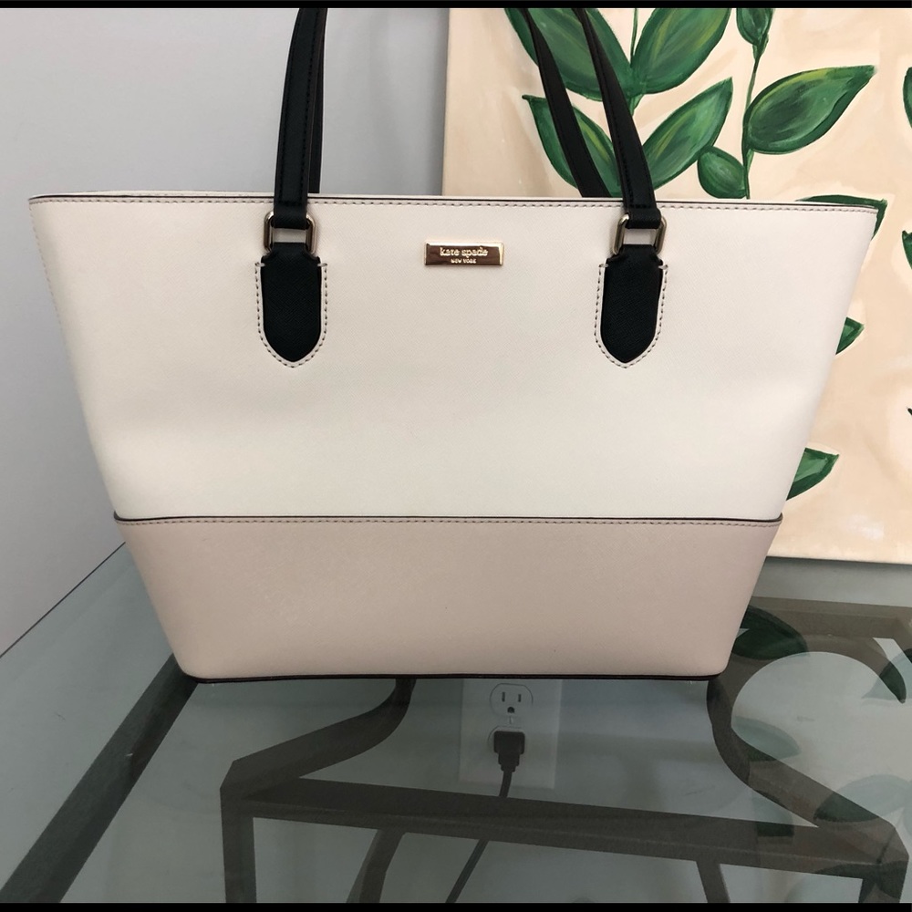 Kate Spade Bag (LIKE NEW)